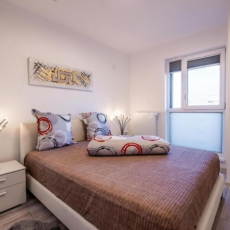Luxury Westpark 2 Presidentialsuite With Lake View W4 Βουκουρέστι Εξωτερικό φωτογραφία