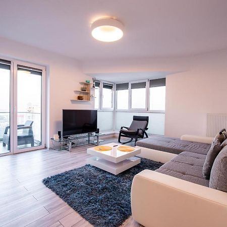 Luxury Westpark 2 Presidentialsuite With Lake View W4 Βουκουρέστι Εξωτερικό φωτογραφία