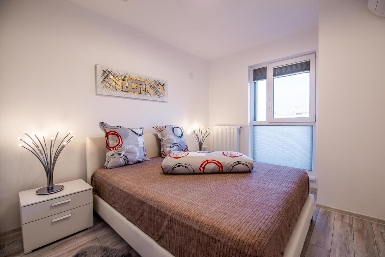 Luxury Westpark 2 Presidentialsuite With Lake View W4 Βουκουρέστι Εξωτερικό φωτογραφία