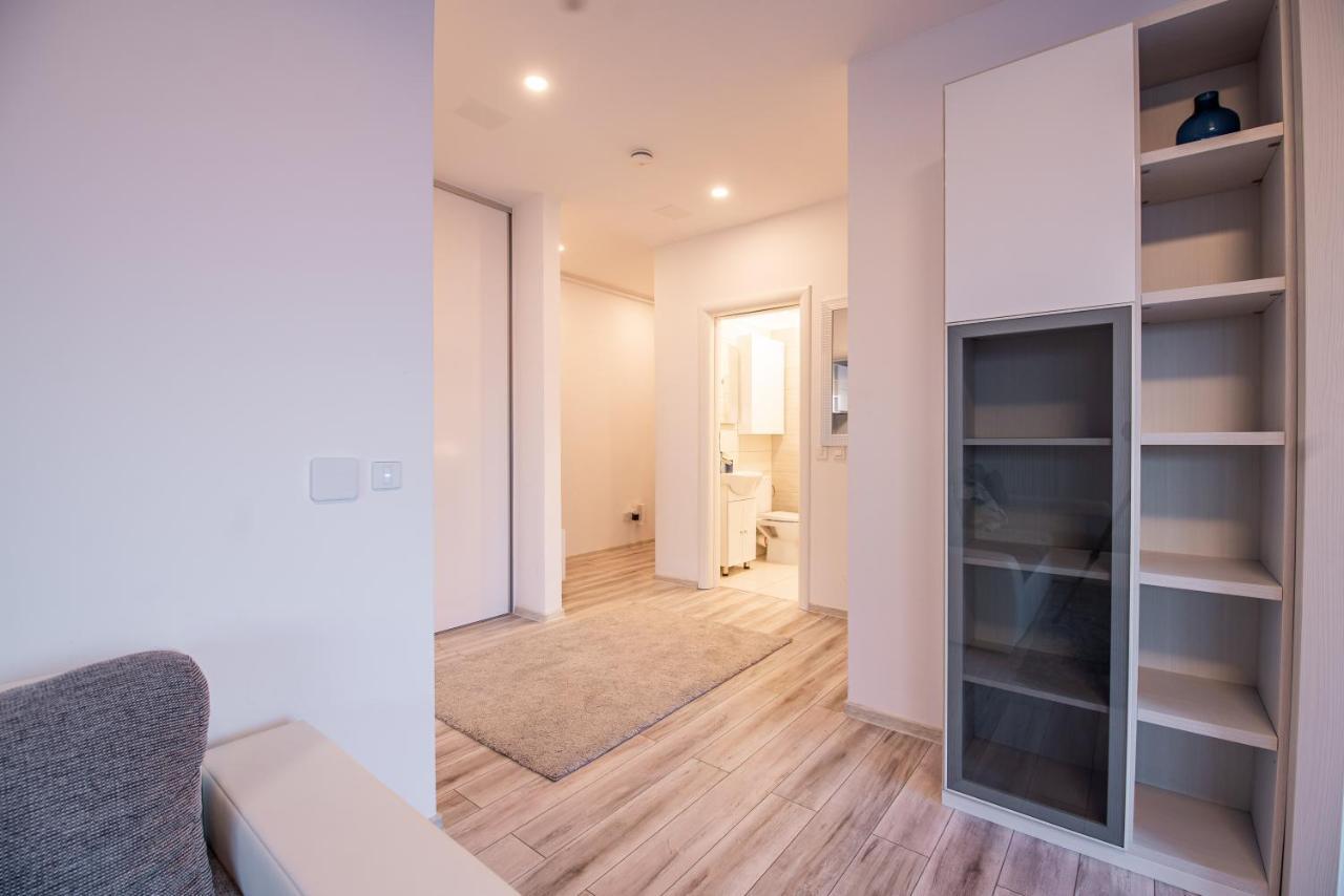 Luxury Westpark 2 Presidentialsuite With Lake View W4 Βουκουρέστι Εξωτερικό φωτογραφία